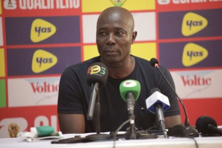 “On s’était pourtant préparé…” : la colère froide de Daré Nibombé après la défaite du Togo Les Éperviers du Togo ont concédé une nouvelle défaite, le vendredi 10 octobre 2025, face aux Léopards de la RD Congo, au stade de Kégué. Une courte défaite (0-1) qui laisse un goût amer, tant la rencontre a semblé à la portée des Togolais.