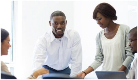 Une agence de communication recrute un Chef de Projet (H/F)