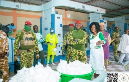 Burkina Faso : Ibrahim Traoré ressuscite une usine de coton oubliée depuis des années !