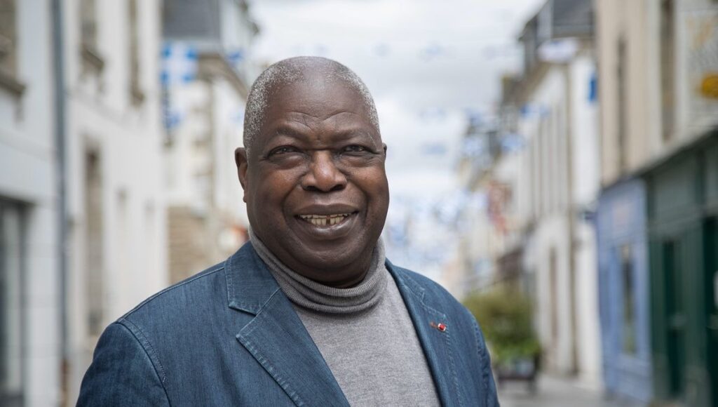 Dans une tribune publiée depuis la France, Kofi Yamgnane, président du mouvement Freedom Togo – Mouvement de Libération Nationale (MLN), exprime ses inquiétudes sur la situation politique et judiciaire au Togo. L’ancien ministre et ex-élu français évoque une « détérioration de l’État de droit », en réaction au dernier rapport du World Justice Project (WJP), publié le 28 octobre 2025.