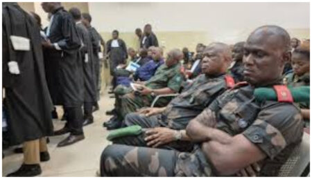 RDC : Des généraux et officiers supérieurs placés en résidence surveillée RDC : des généraux et officiers supérieurs placés en résidence surveillée