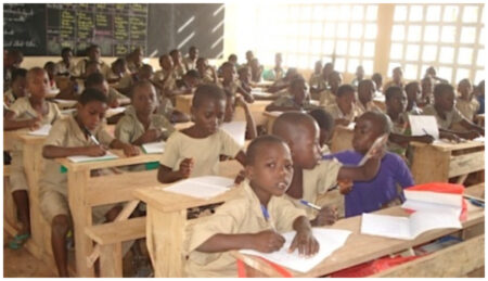Togo : une campagne nationale pour régulariser 5 000 élèves sans acte de naissance Togo : une campagne nationale pour régulariser 5 000 élèves sans acte de naissance