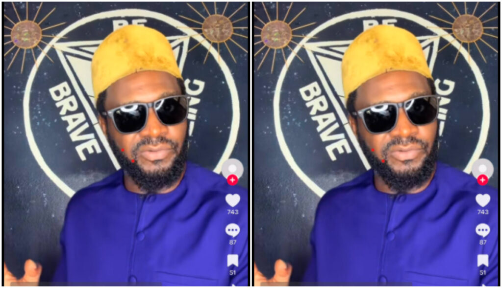 Togo : le rappeur Aamron fustigé après sa dernière sortie Togo : le rappeur Aamron fustigé après sa dernière sortie