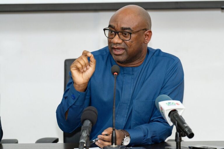 Environnement : le ministre Kokoroko supprime six postes de contrôle Environnement : le ministre Kokoroko supprime six postes de contrôle
