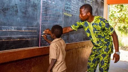 Le CEPD change : Les nouvelles règles de notation que tous les parents doivent connaitre Le ministère de l’Éducation nationale du Togo annonce d’importantes innovations dans le dispositif d’évaluation du Certificat d’études du premier degré (CEPD).