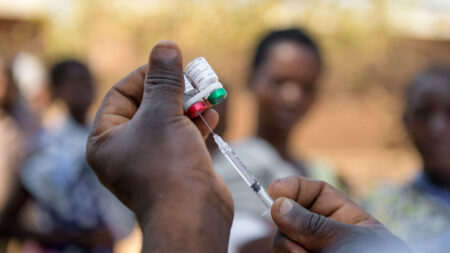 Afrique du Sud : un premier vaccin 100 % africain contre le choléra entre en phase d’essai Afrique du Sud : un premier vaccin 100 % africain contre le choléra entre en phase d’essai