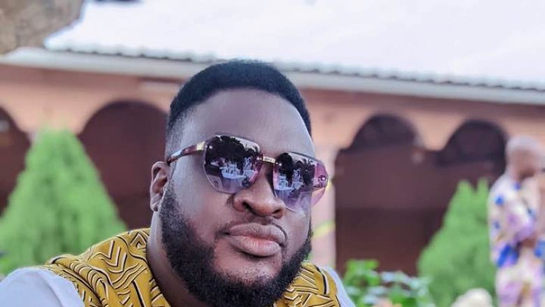 Tristesse au sein des médias : Wisdom Dotse, la voix de Metropolys, n’est plus ! Adieu Wisdom Dotse : le showbiz togolais perd l’un de ses piliers !