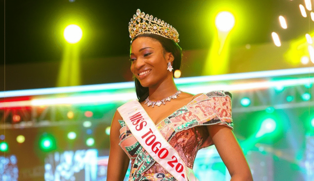 Miss Togo 2026 : EYOU Angèle Prudence, la reine d’une soirée historique !