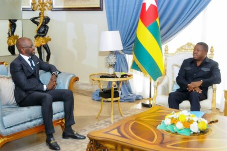 40 ans d’Ecobank : le Président du Conseil reçoit le président du Conseil d’administration d’ETI à Lomé 40 ans d’Ecobank : le Président du Conseil reçoit le président du Conseil d’administration d’ETI à Lomé