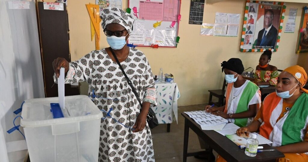 Législatives en Côte d’Ivoire : 27 000 cartes d’électeurs introuvables Législatives en Côte d’Ivoire : 27 000 cartes d’électeurs introuvables