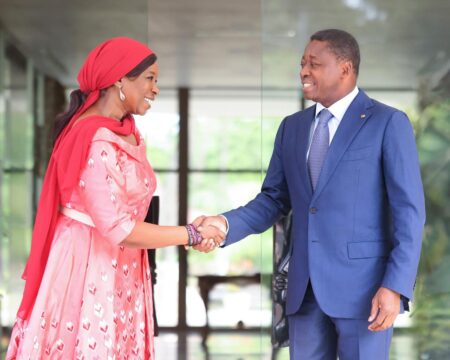 Éducation des jeunes : l’UNFPA salue les efforts du Togo et félicite Faure Gnassingbé Éducation des jeunes : l’UNFPA salue les efforts du Togo et félicite Faure Gnassingbé