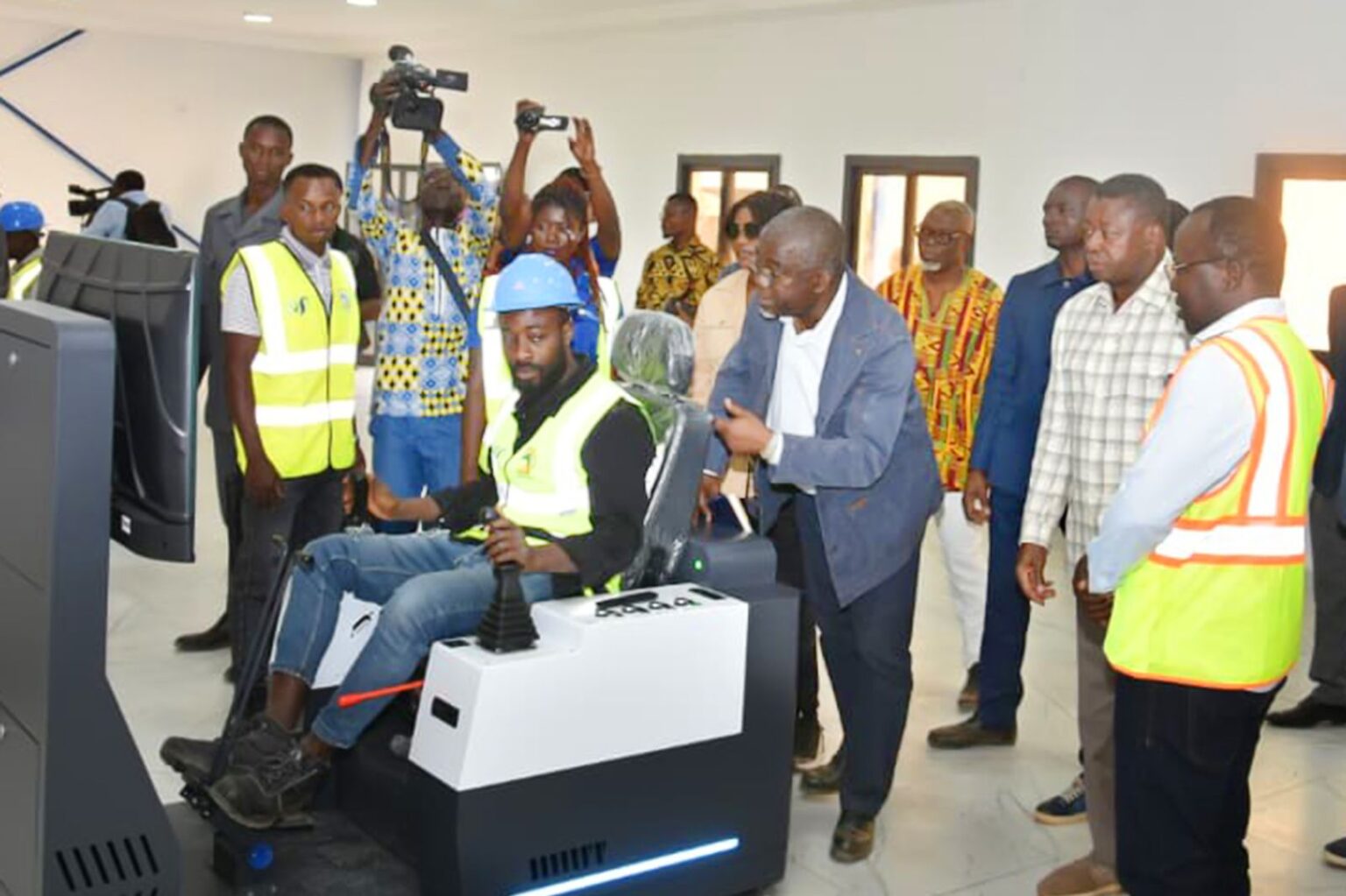 Togo : Le PC Faure Gnassingbé surprend Tchitchao et Kantè Togo : Faure Gnassingbé sur le terrain à Tchitchao et Kantè