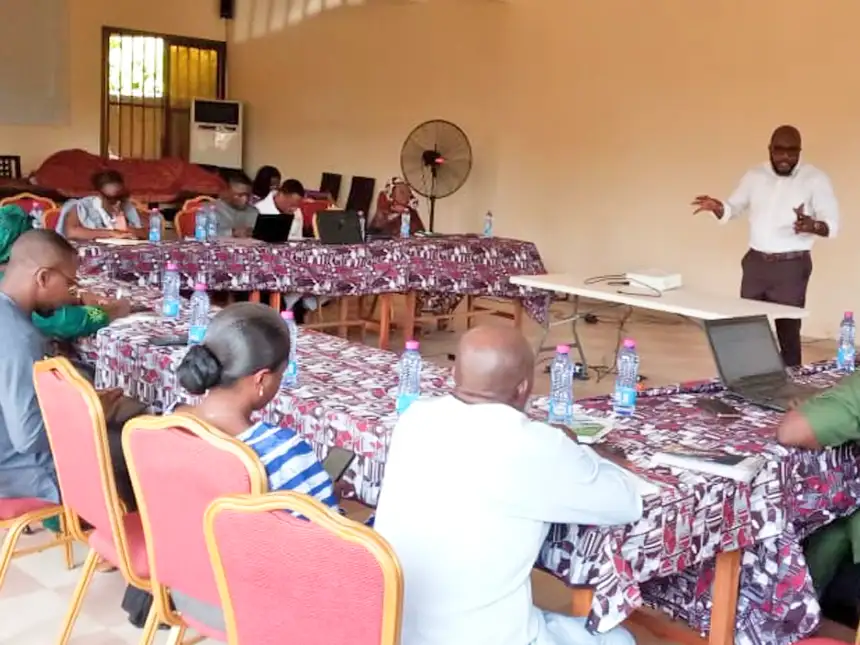 Togo : le SYNPHOT valide un manuel pour améliorer l’accueil et l’hygiène hospitalière Togo : le SYNPHOT valide un manuel pour améliorer l’accueil et l’hygiène hospitalière