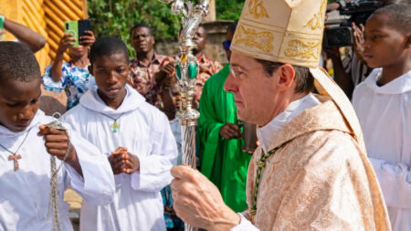 « Le sacerdoce n’est pas un métier » : l’avertissement fort du nonce apostolique Mgr Ruben Dario Ruiz Mainardi aux prêtres togolais