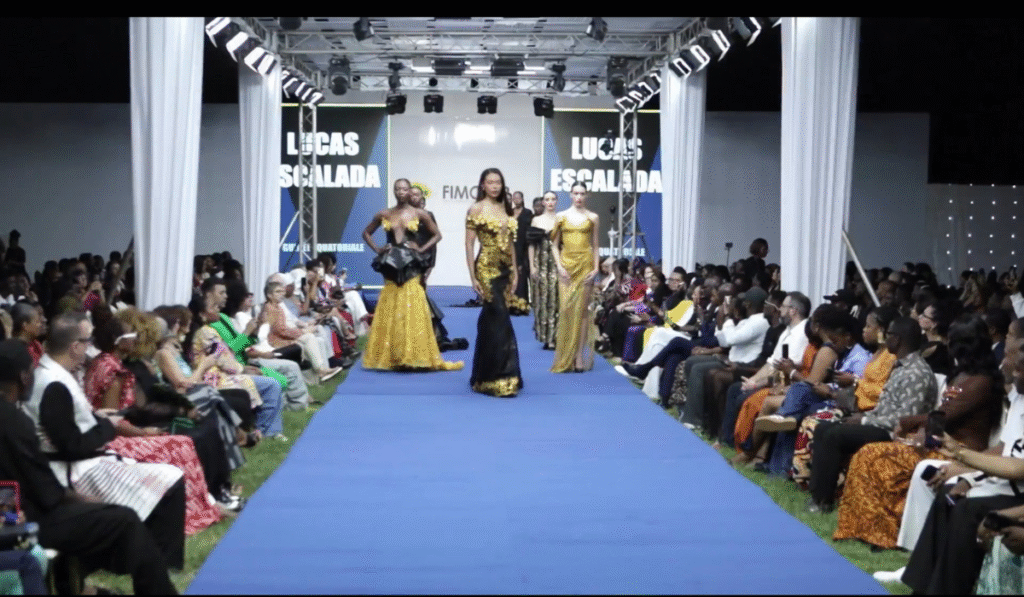 YAS FIMO 228 : Le défilé Haute Couture consacre Lomé capitale de la mode africaine YAS FIMO 228 : Le défilé Haute Couture consacre Lomé capitale de la mode africaine