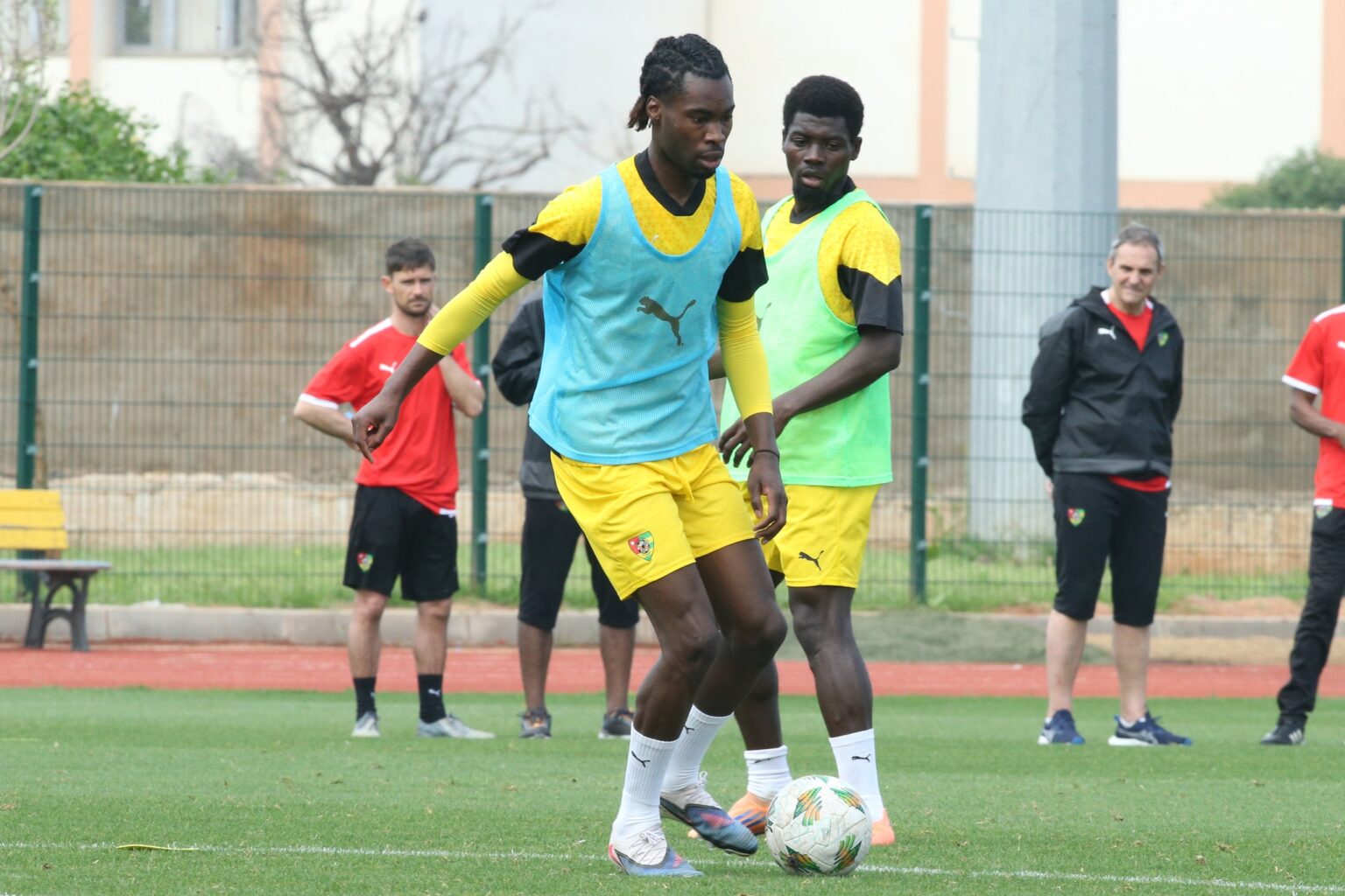 Football : Les Éperviers prêts pour les hostilités (vidéo) Football : Les Éperviers prêts pour les hostilités (vidéo)