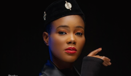 Almok s’excuse publiquement : « Mon mari et moi avons pris le risque de vous défendre »