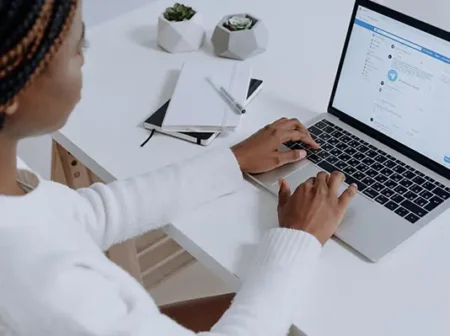 Recrutement à Lomé : 4 postes à saisir dans une société de communication en pleine expansion !