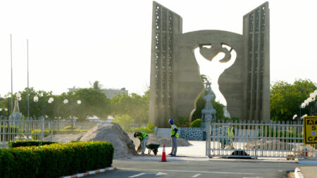 27 avril : la place de l’indépendance fait peau neuve !