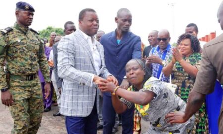 Chacun pour soi : la solidarité en chute libre au Togo selon World Happiness Report