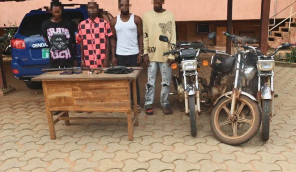 Togo : Un braquage déjoué à la dernière minute, la police fait des découvertes surprenantes Togo : Un braquage déjoué à la dernière minute, la police fait des découvertes surprenantes