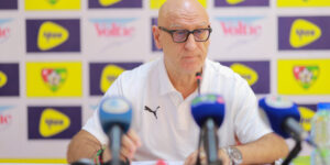 « Une grande équipe est en train de se mettre en place » : Patrice Neveu après le 5-1 face au Bénin « Une équipe est en train de se mettre en place » : Patrice Neveu après le 5-1 face au Bénin