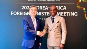 Diplomatie : Robert Dussey rapproche la Corée du Sud du Togo