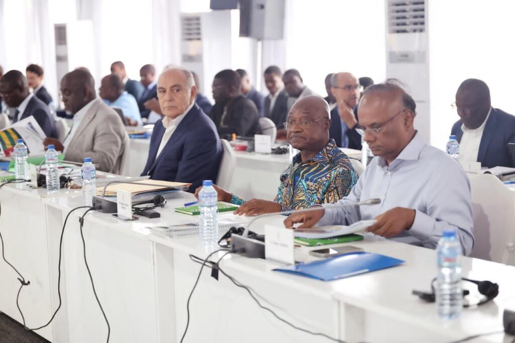 Togo : Que fait Faure Gnassingbé avec des ministres et experts à Djamdè ?