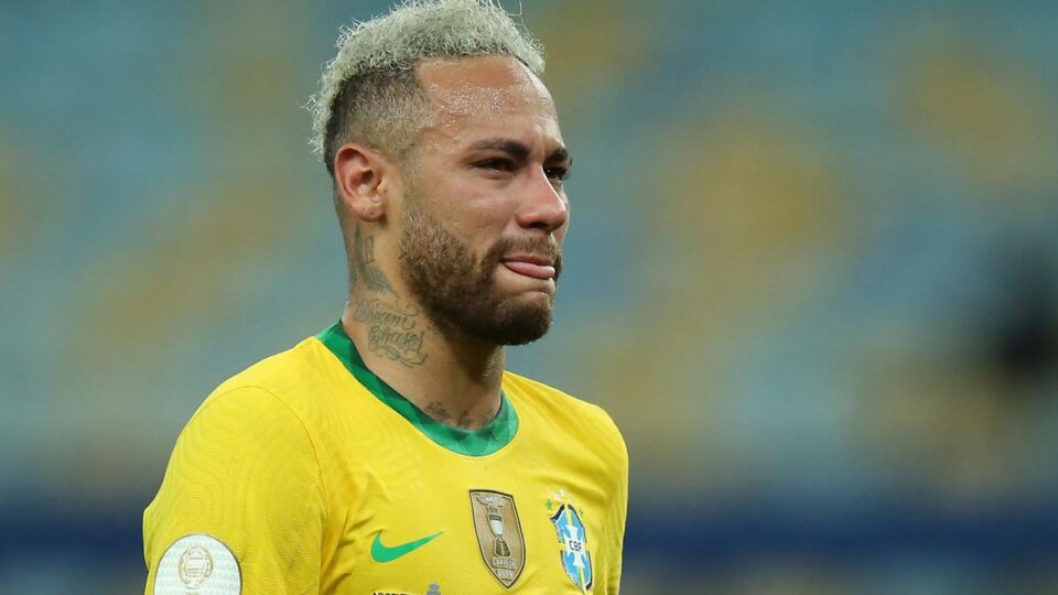 Football: Neymar met un terme à sa carrière internationale avec le Brésil