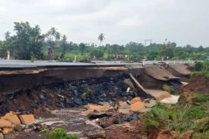 Togo : Attention ! circulation interdite sur les ponts de Boko et d’Anfoin Togo : Attention ! circulation interdite sur les ponts de Boko et d'Anfoin
